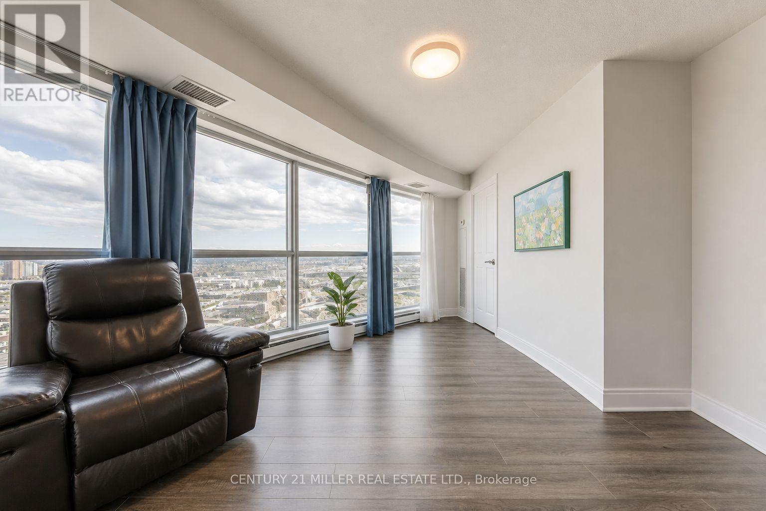 3803 - 125 Village Green Square, Toronto, Ontario  M1S 0G3 - Photo 10 - E13117612