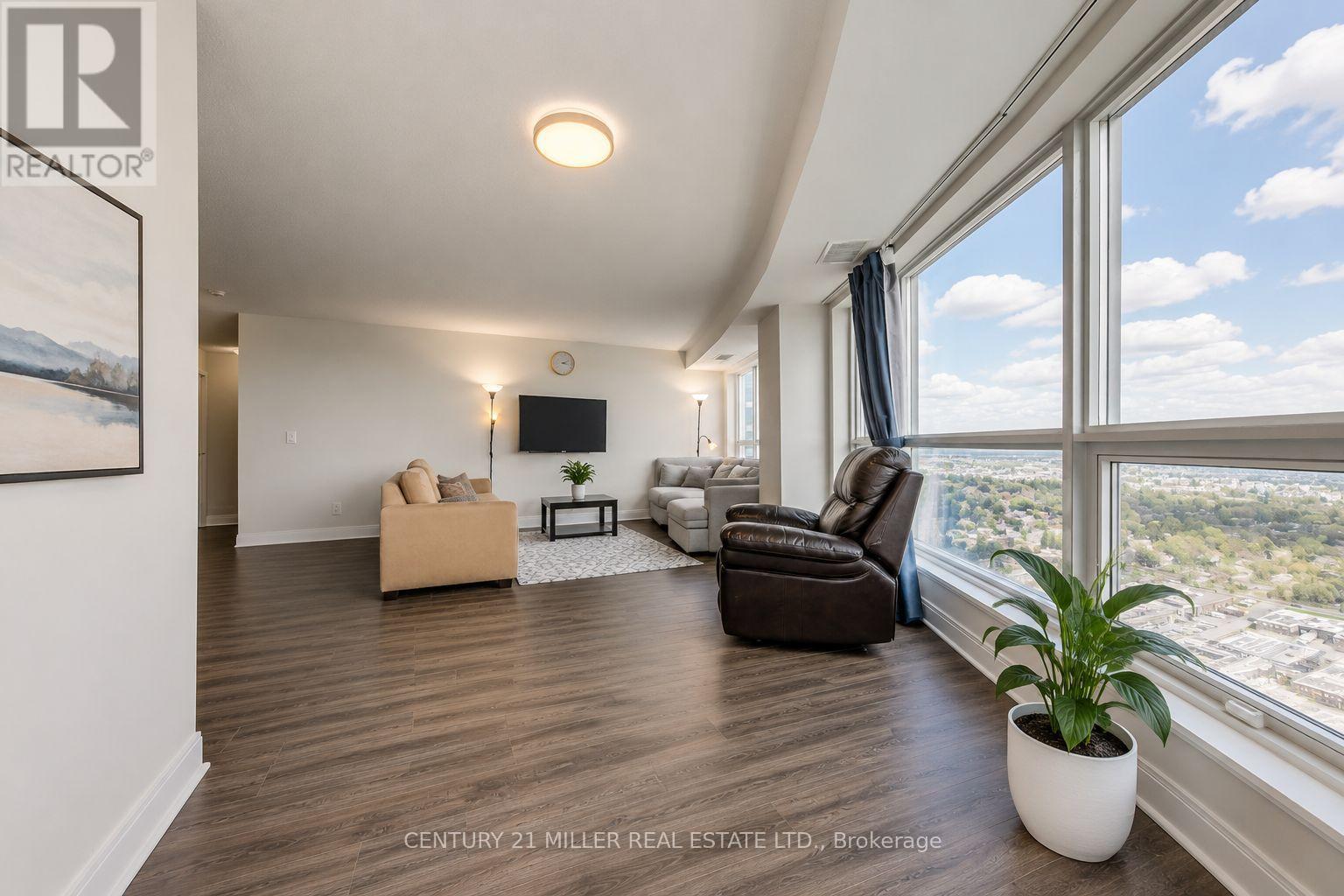 3803 - 125 Village Green Square, Toronto, Ontario  M1S 0G3 - Photo 11 - E13117612