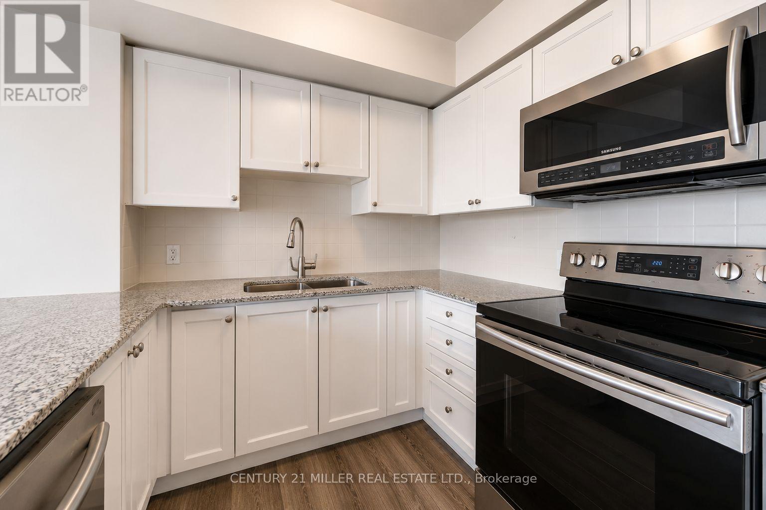 3803 - 125 Village Green Square, Toronto, Ontario  M1S 0G3 - Photo 16 - E13117612