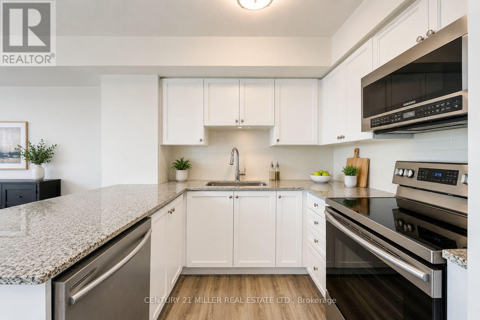 3803 - 125 Village Green Square, Toronto, Ontario  M1S 0G3 - Photo 17 - E13117612