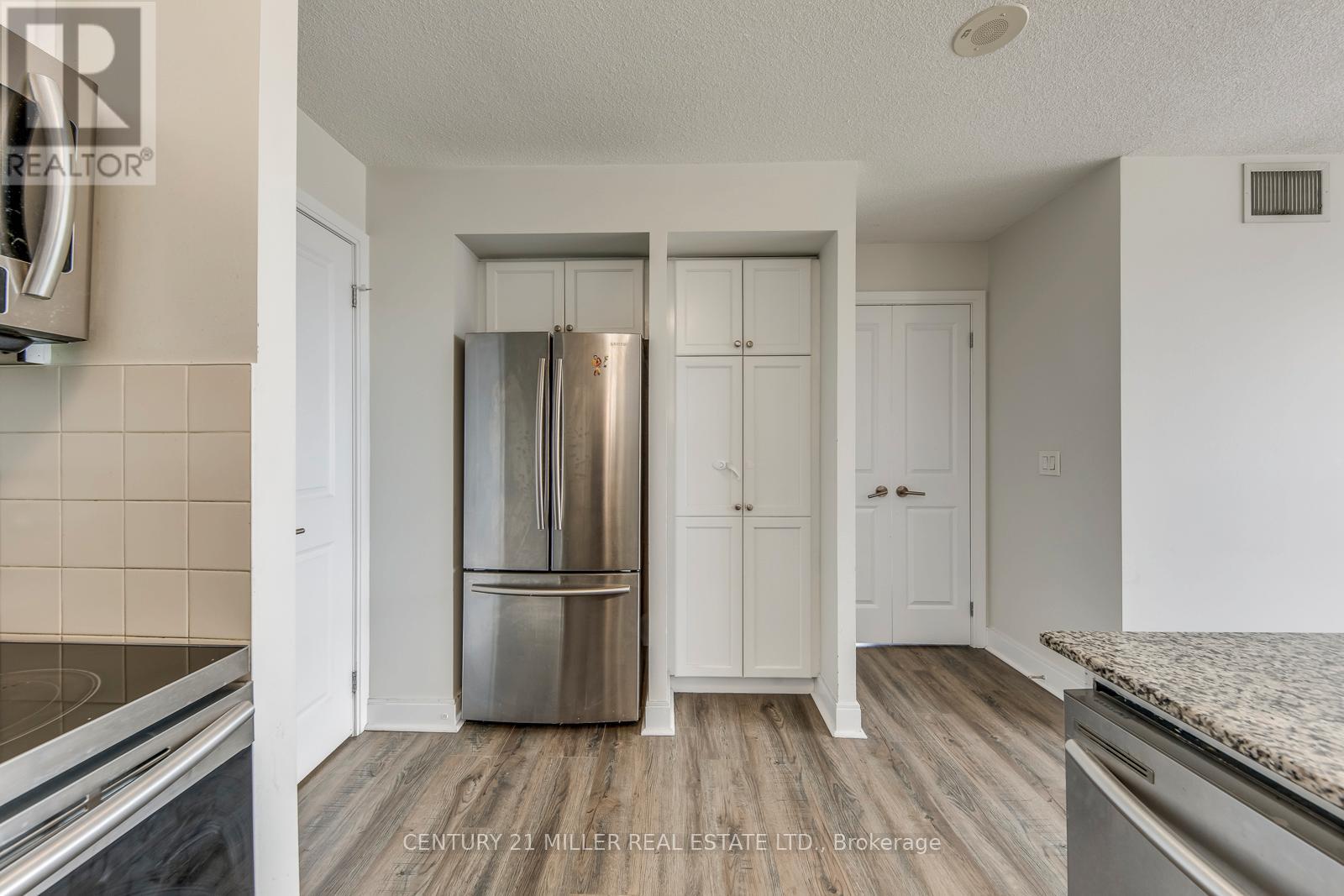 3803 - 125 Village Green Square, Toronto, Ontario  M1S 0G3 - Photo 19 - E13117612