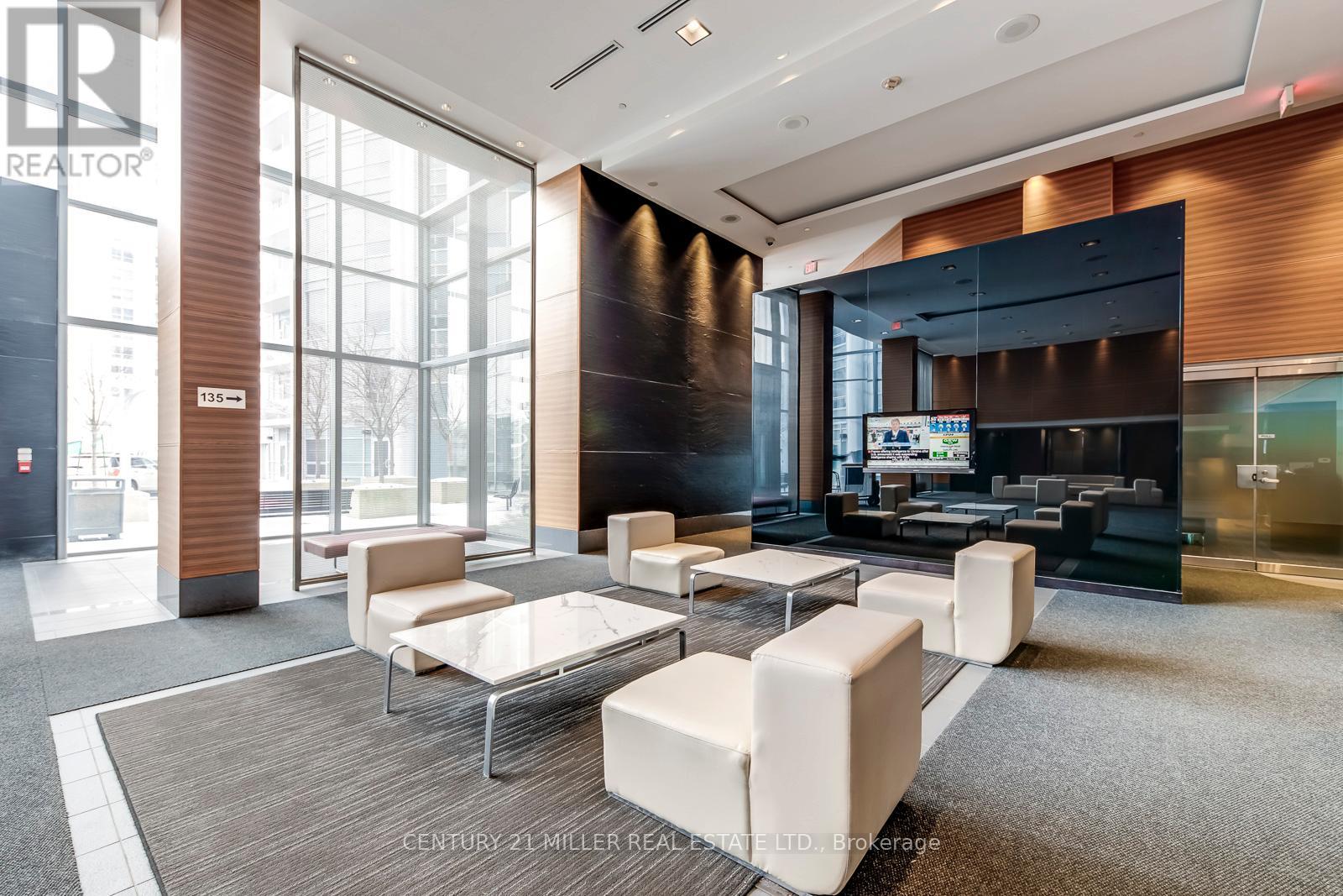 3803 - 125 Village Green Square, Toronto, Ontario  M1S 0G3 - Photo 2 - E13117612