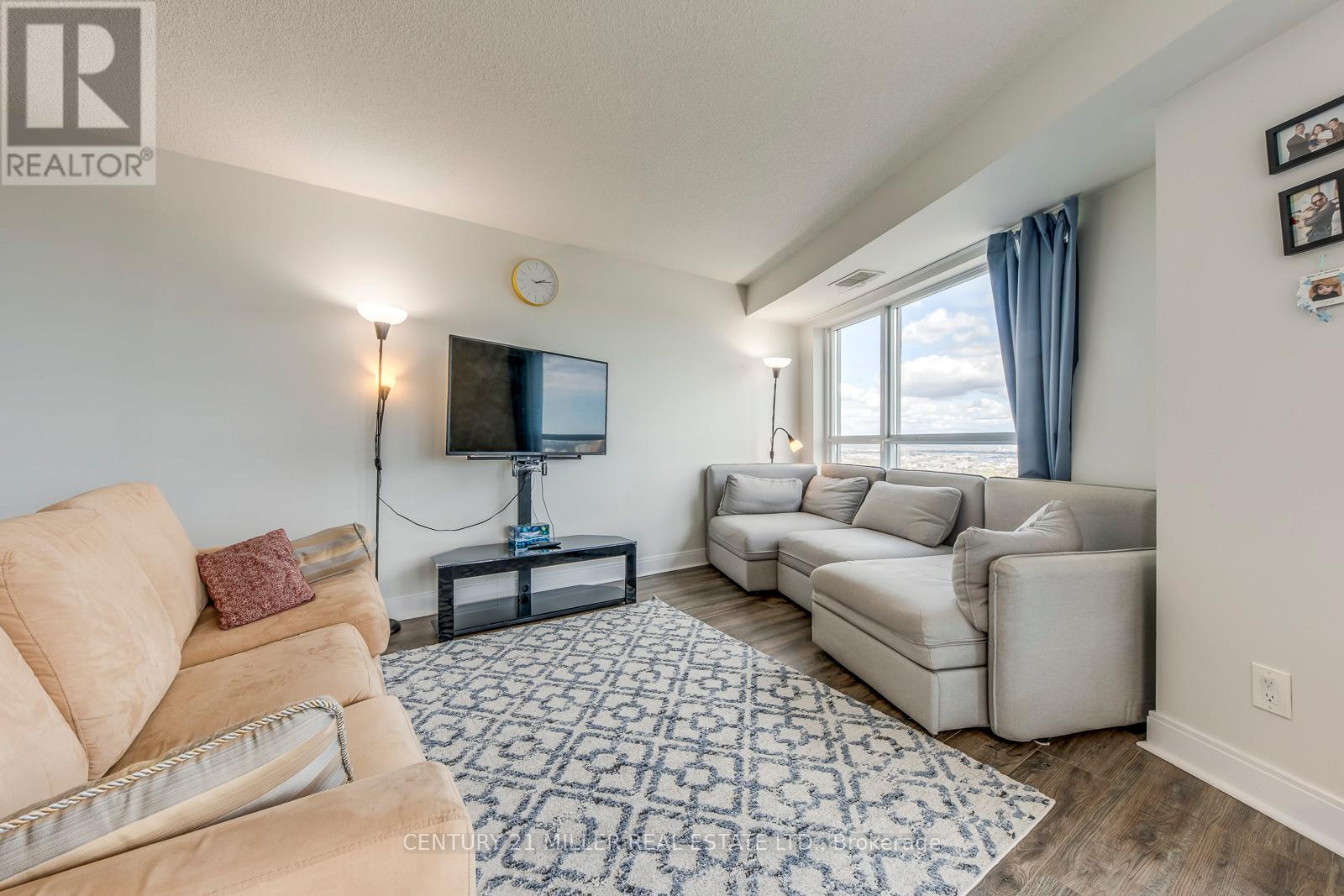 3803 - 125 Village Green Square, Toronto, Ontario  M1S 0G3 - Photo 7 - E13117612
