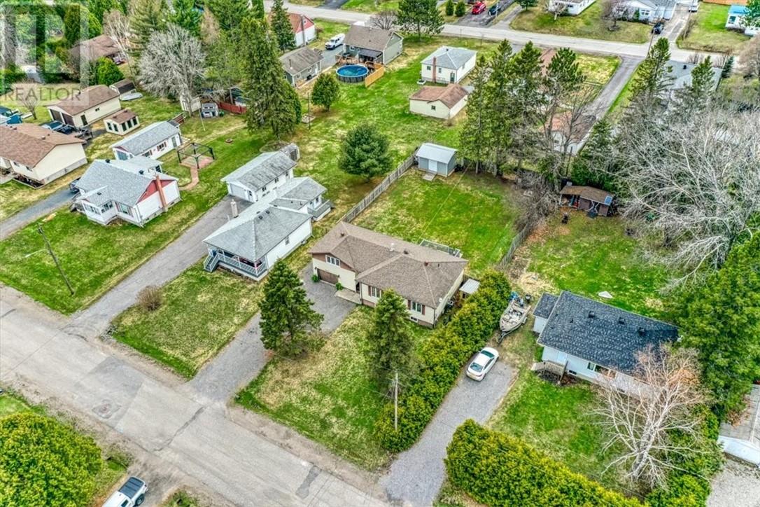 18 Gorman Avenue, Naughton, Ontario  P0M 2M0 - Photo 3 - 2127697