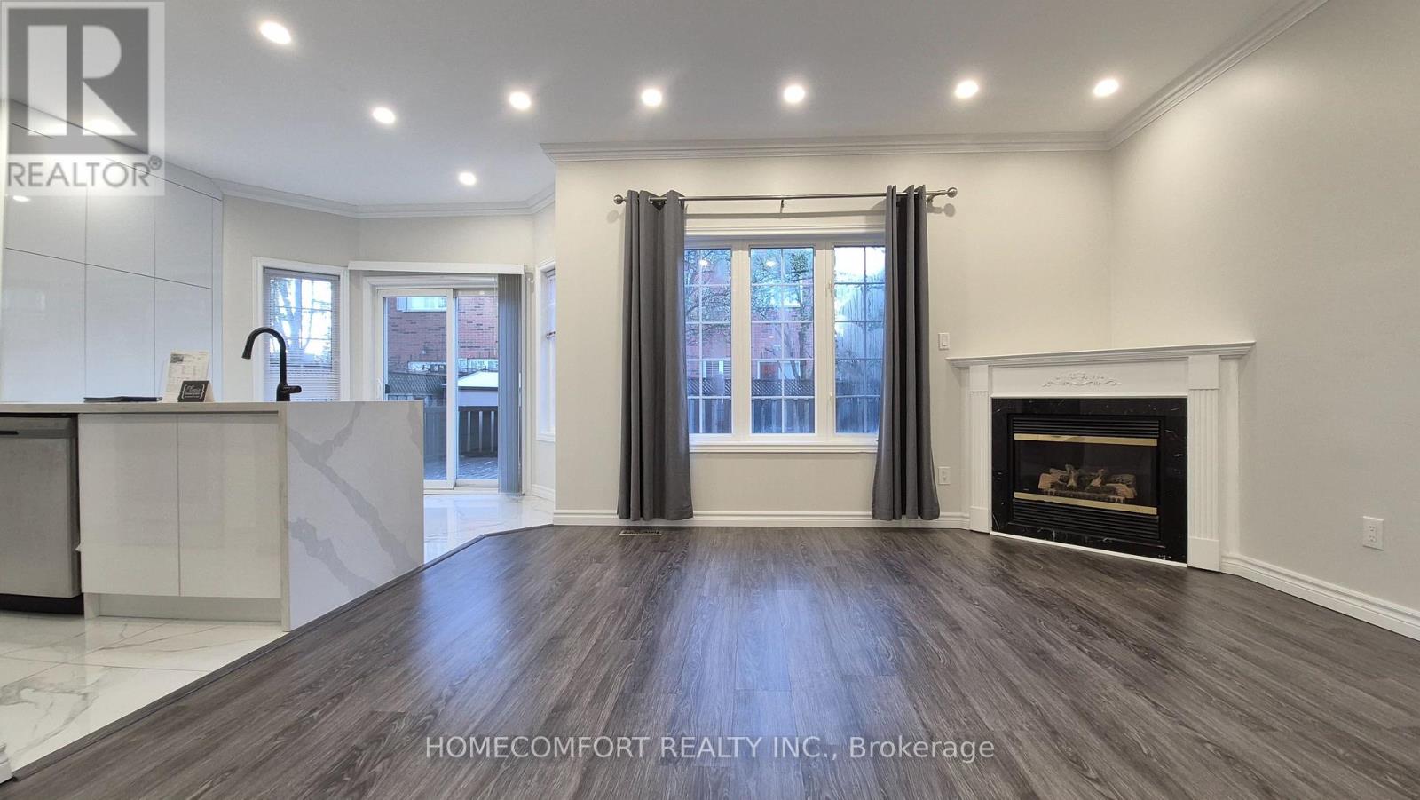 4 Caymus Street, Richmond Hill, Ontario  L4B 4G4 - Photo 4 - N13117522
