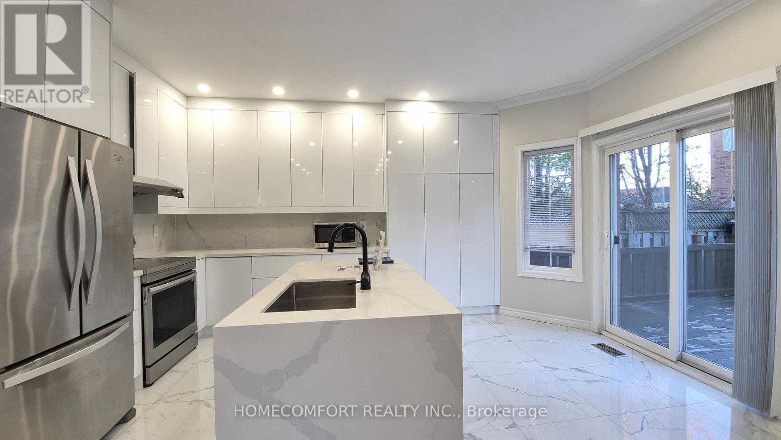 4 Caymus Street, Richmond Hill, Ontario  L4B 4G4 - Photo 8 - N13117522