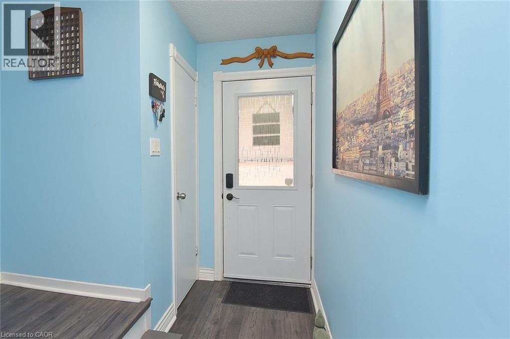 1429 Ester Drive, Burlington, Ontario  L7P 1L5 - Photo 6 - 40829552