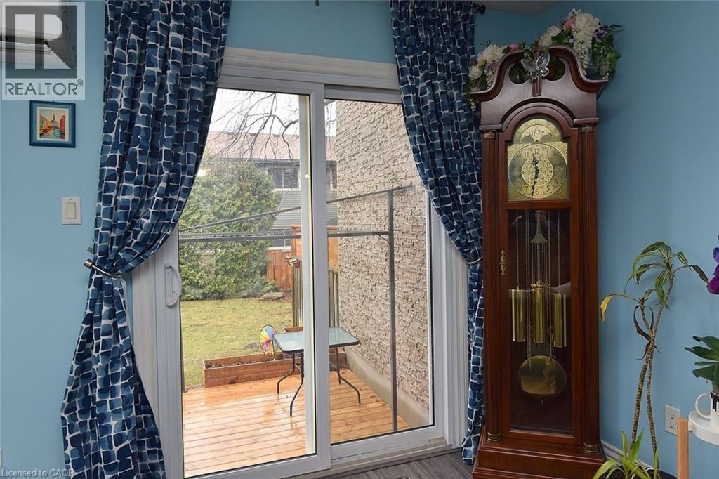 1429 Ester Drive, Burlington, Ontario  L7P 1L5 - Photo 7 - 40829552