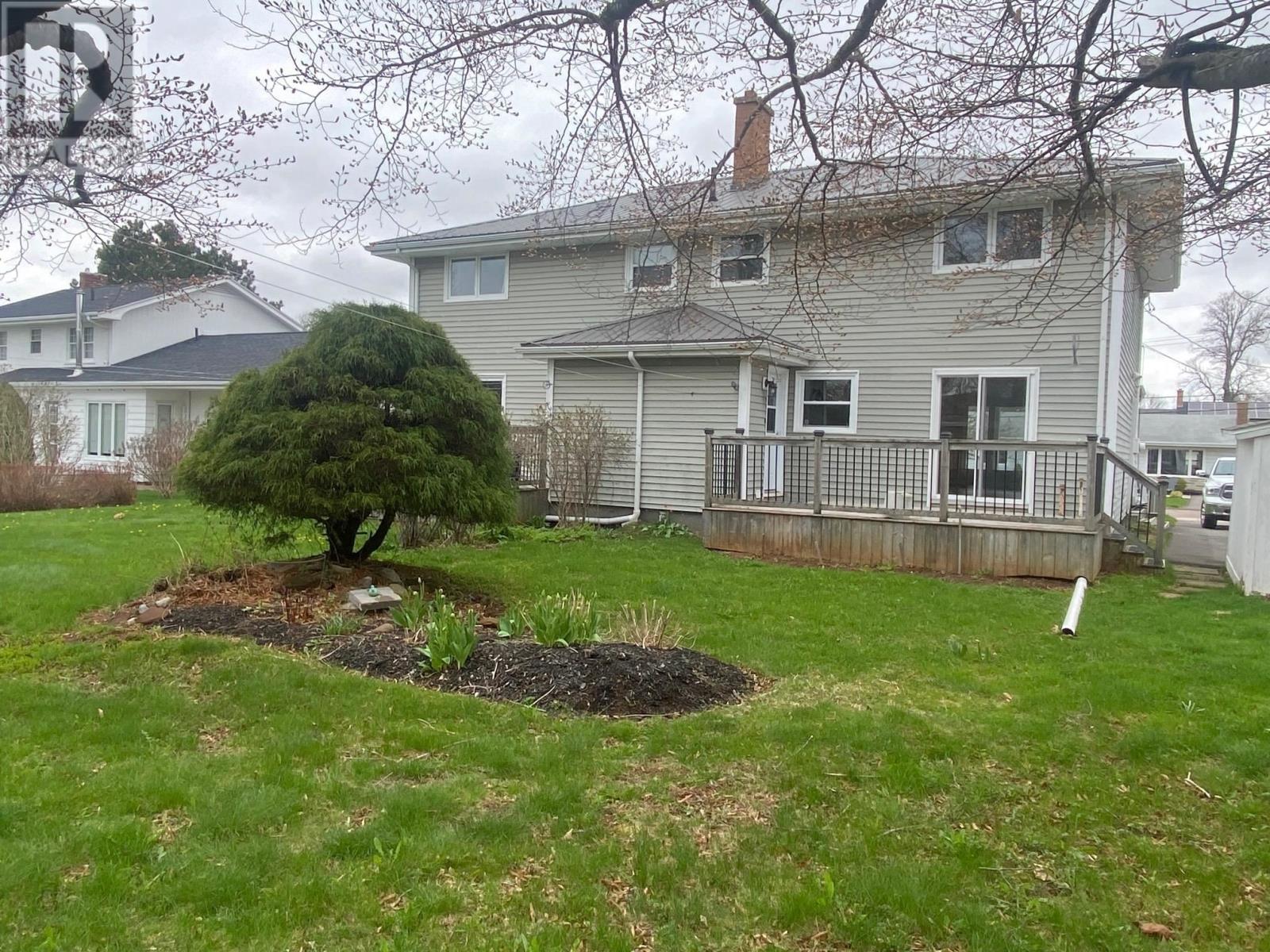 30-32 Colonel Gray Drive, Charlottetown, Prince Edward Island  C1A 2S7 - Photo 6 - 202610598