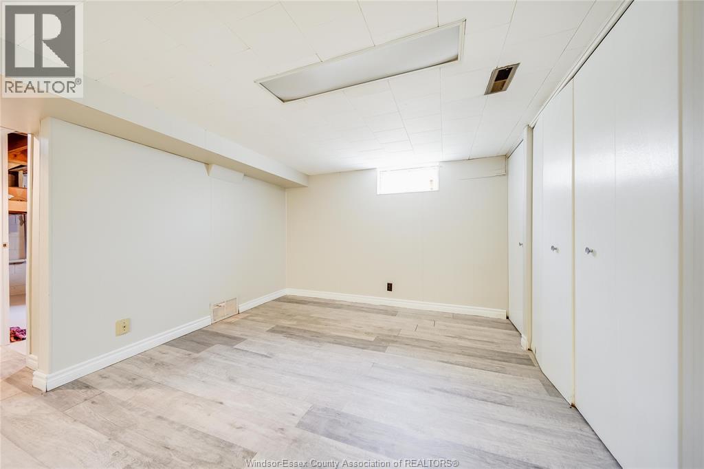 3264 Dominion Boulevard, Windsor, Ontario  N9E 2N5 - Photo 29 - 26010172