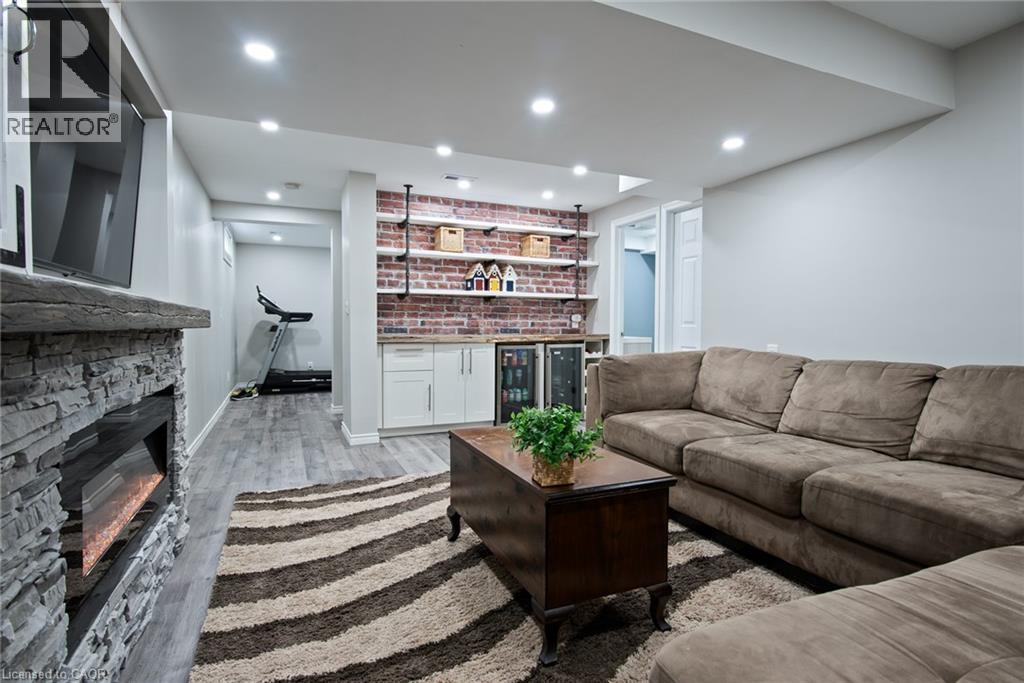 729 Brandenburg Boulevard, Waterloo, Ontario  N2T 2V4 - Photo 22 - 40827303