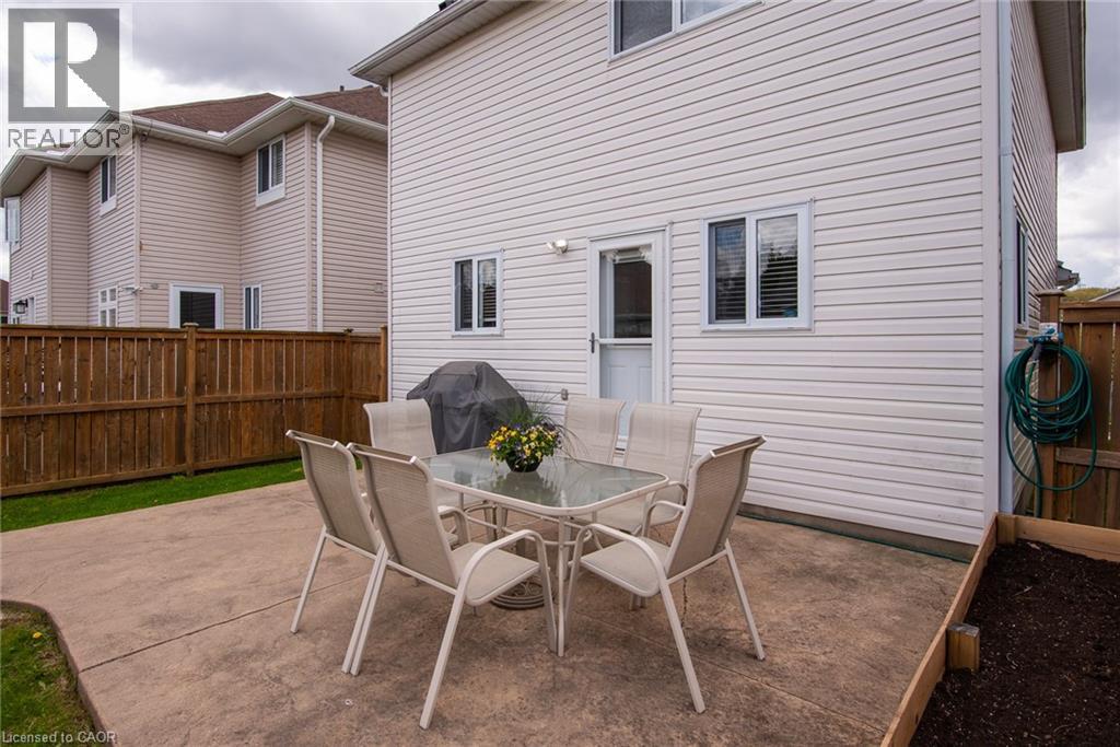 729 Brandenburg Boulevard, Waterloo, Ontario  N2T 2V4 - Photo 28 - 40827303