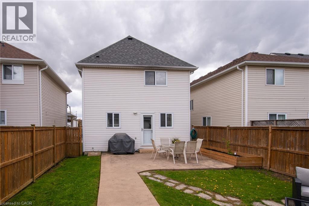729 Brandenburg Boulevard, Waterloo, Ontario  N2T 2V4 - Photo 27 - 40827303
