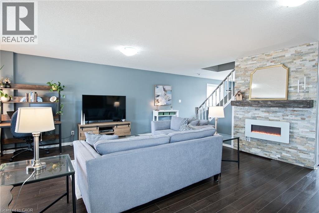 729 Brandenburg Boulevard, Waterloo, Ontario  N2T 2V4 - Photo 6 - 40827303