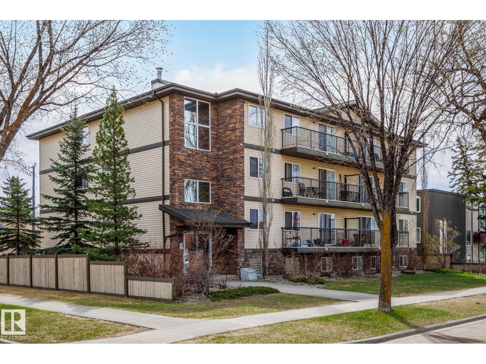 #201 11935 106 Nw, Edmonton, Alberta  T5G 2R4 - Photo 1 - E4487176