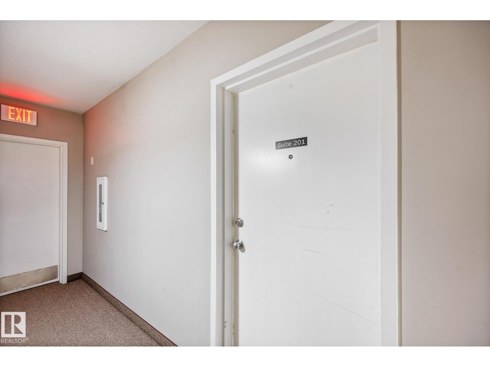 #201 11935 106 Nw, Edmonton, Alberta  T5G 2R4 - Photo 4 - E4487176