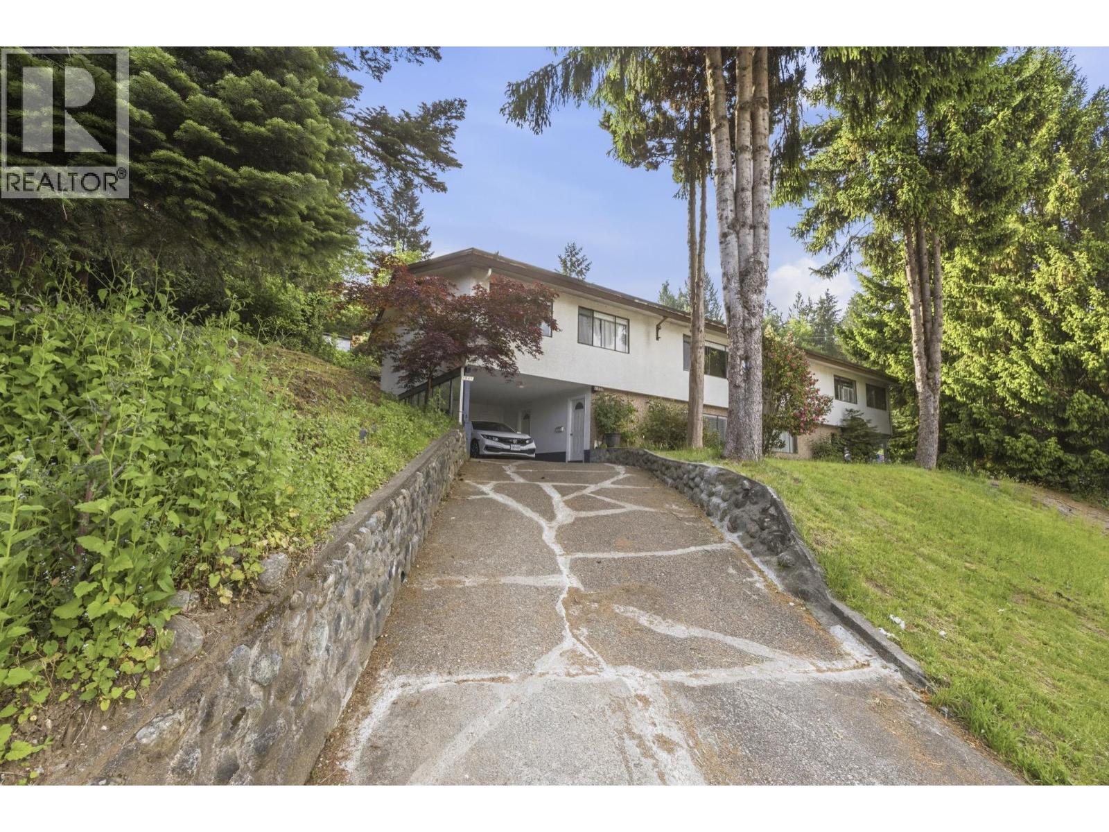 1941 Charles Street, Port Moody, British Columbia  V3H 2M4 - Photo 2 - R3121791