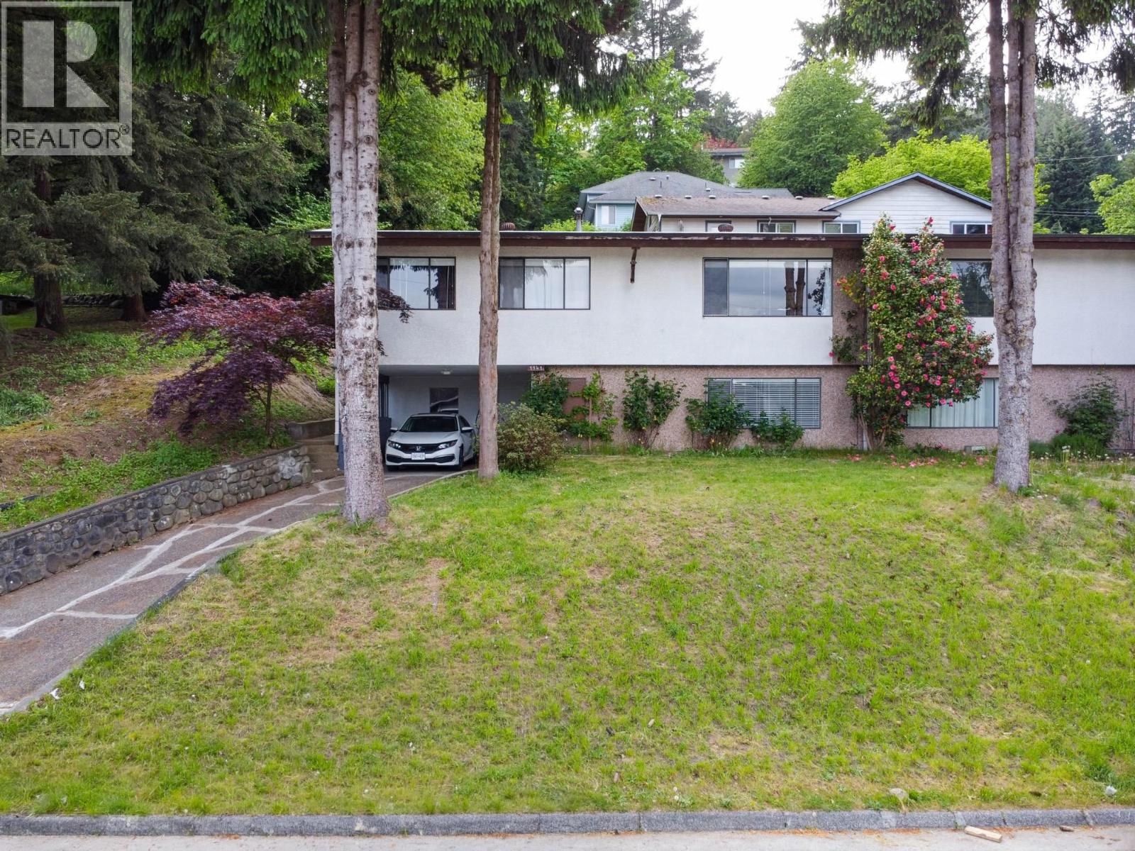 1941 CHARLES STREET, Port Moody, British Columbia