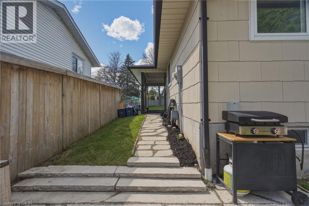 19 Greendale Crescent, Kitchener, Ontario  N2A 2R5 - Photo 36 - 40828884