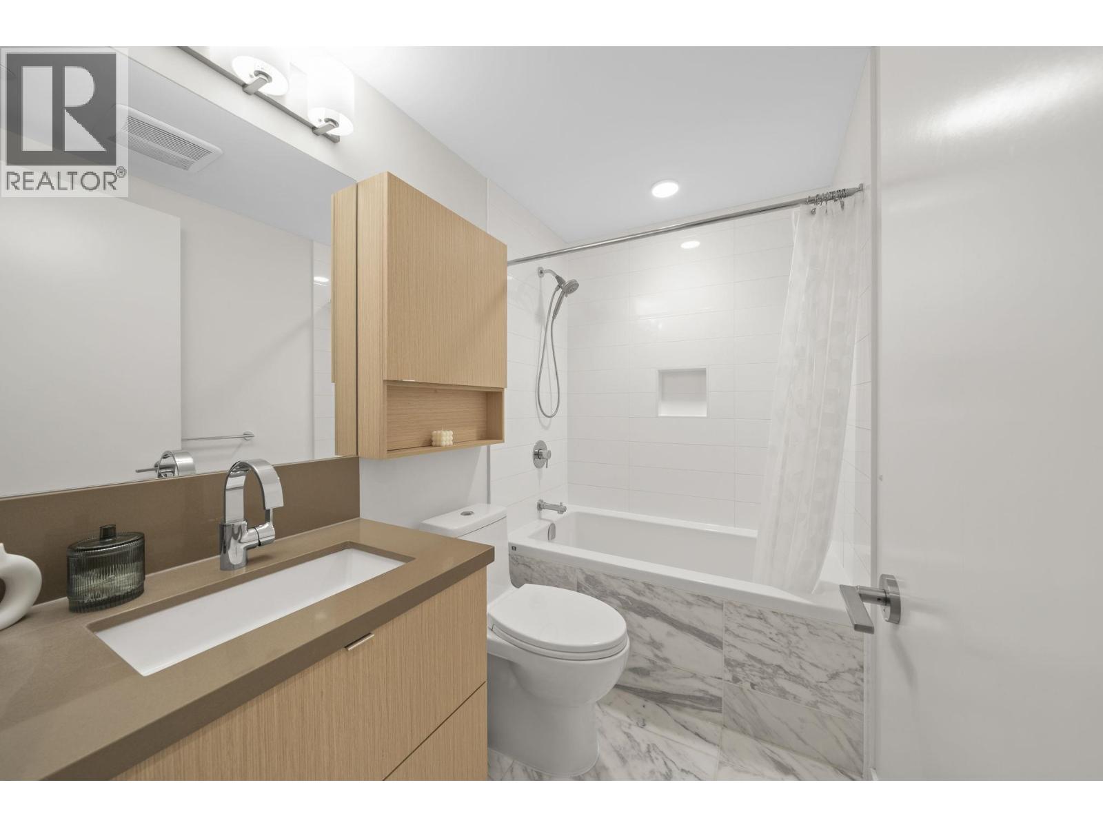 2601 530 Whiting Way, Coquitlam, British Columbia  V3J 0J4 - Photo 24 - R3122494