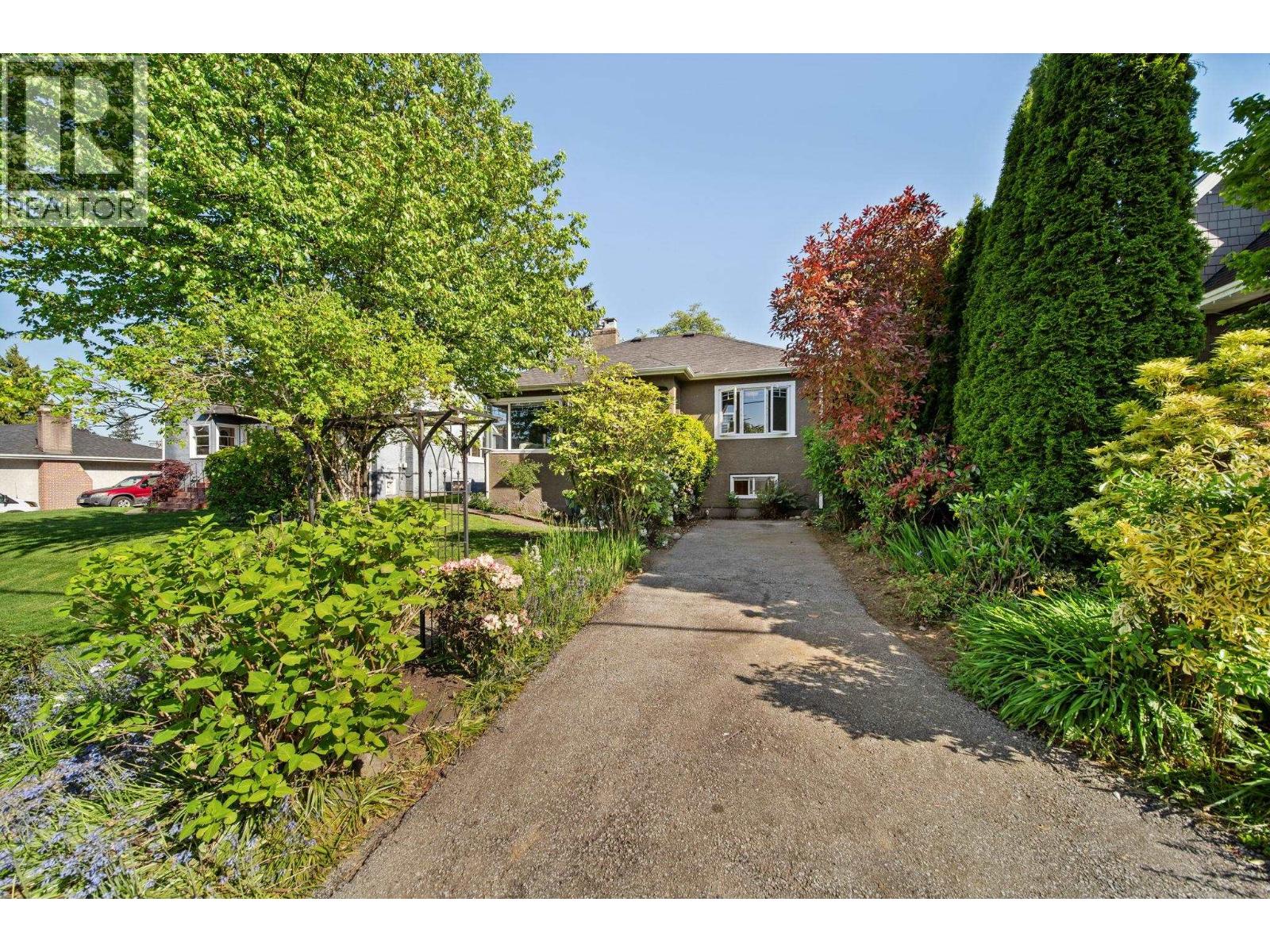 306 Ninth Avenue, New Westminster, British Columbia  V3L 2A1 - Photo 31 - R3122125