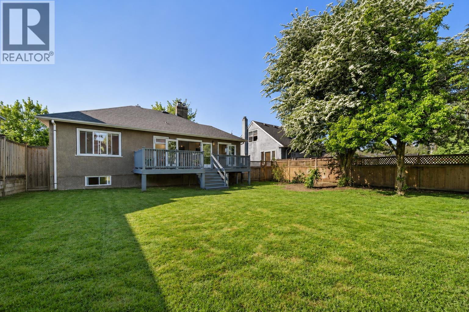 306 Ninth Avenue, New Westminster, British Columbia  V3L 2A1 - Photo 29 - R3122125