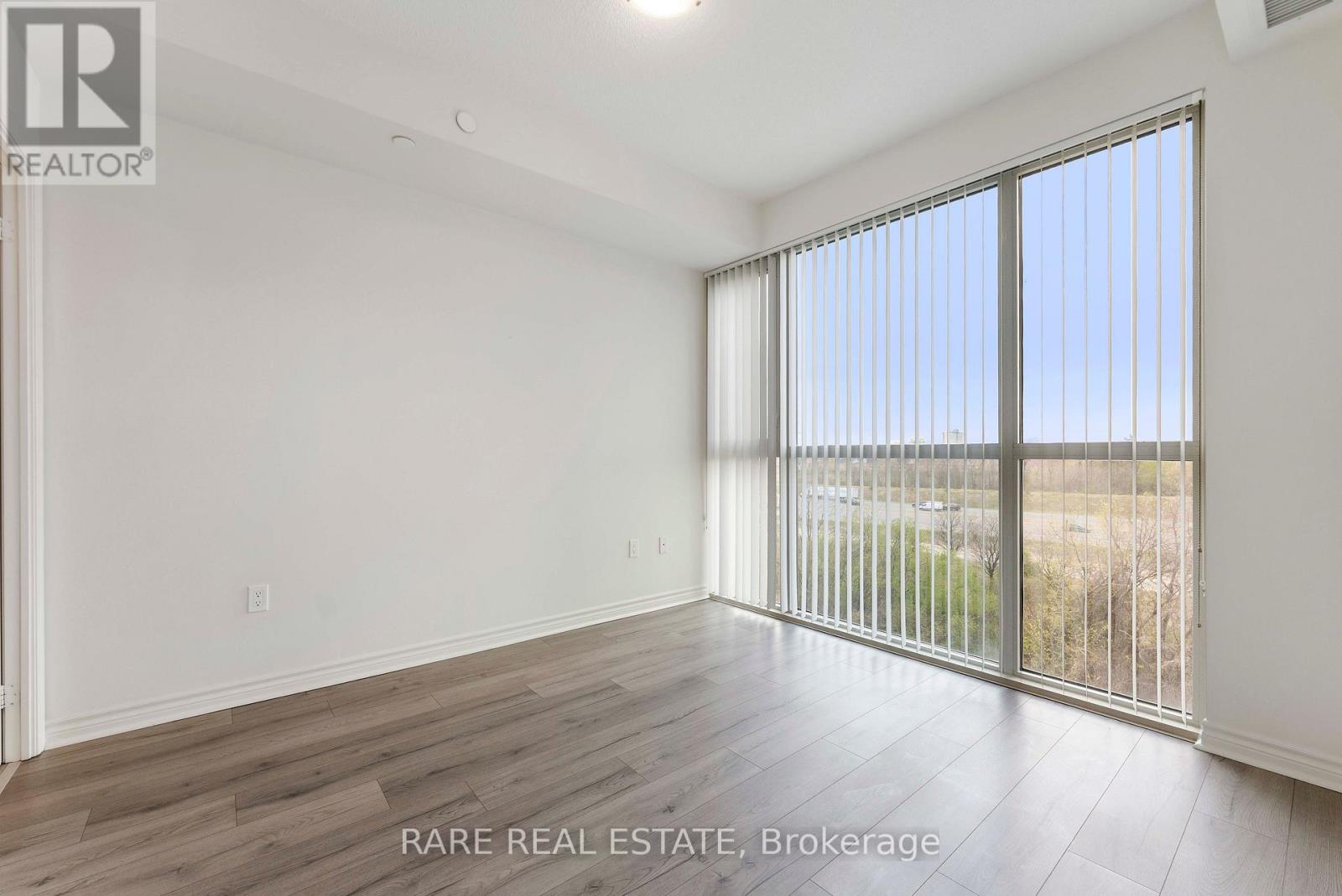 605 - 349 Rathburn Road W, Mississauga, Ontario  L5B 0G9 - Photo 10 - W13117512