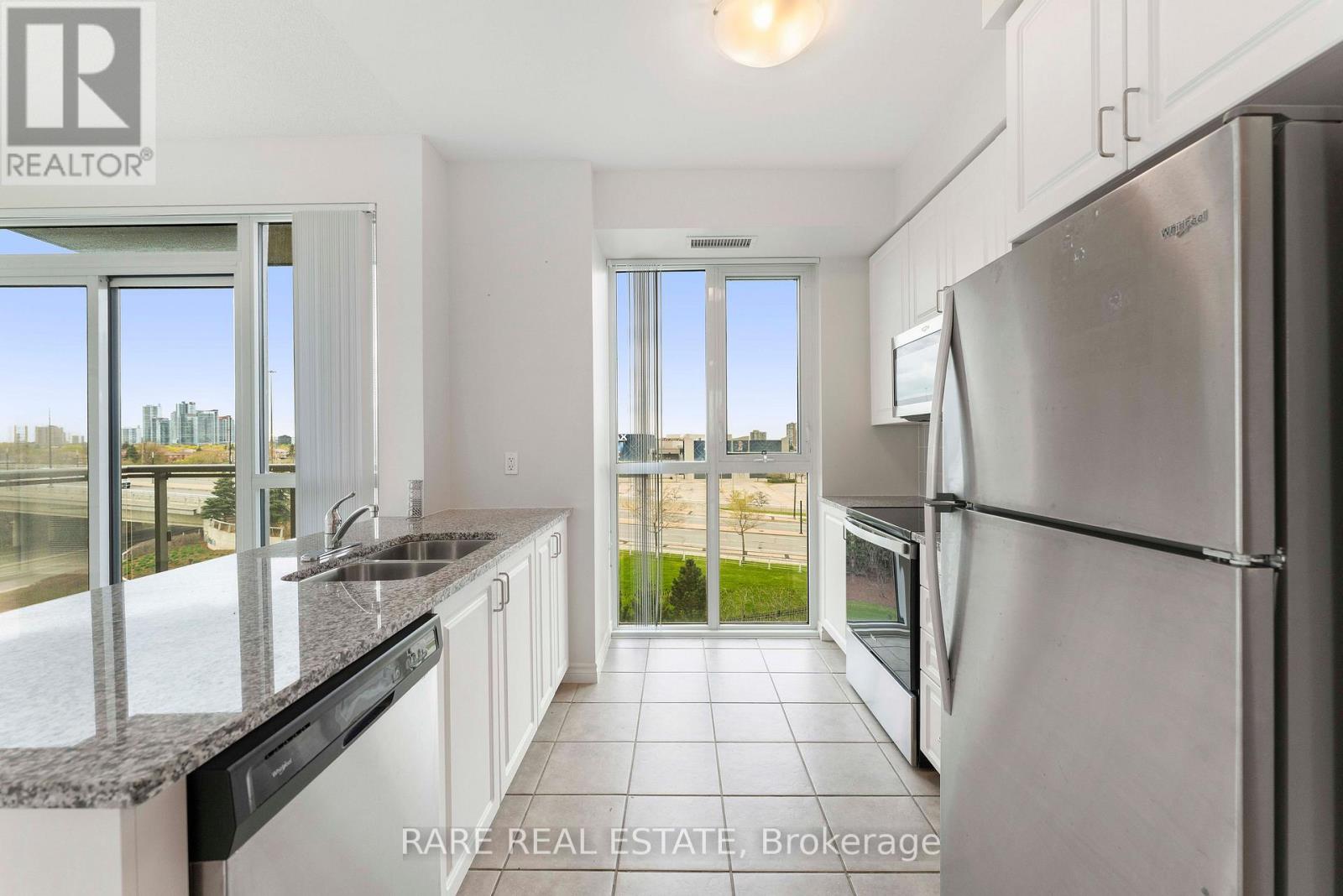 605 - 349 Rathburn Road W, Mississauga, Ontario  L5B 0G9 - Photo 15 - W13117512