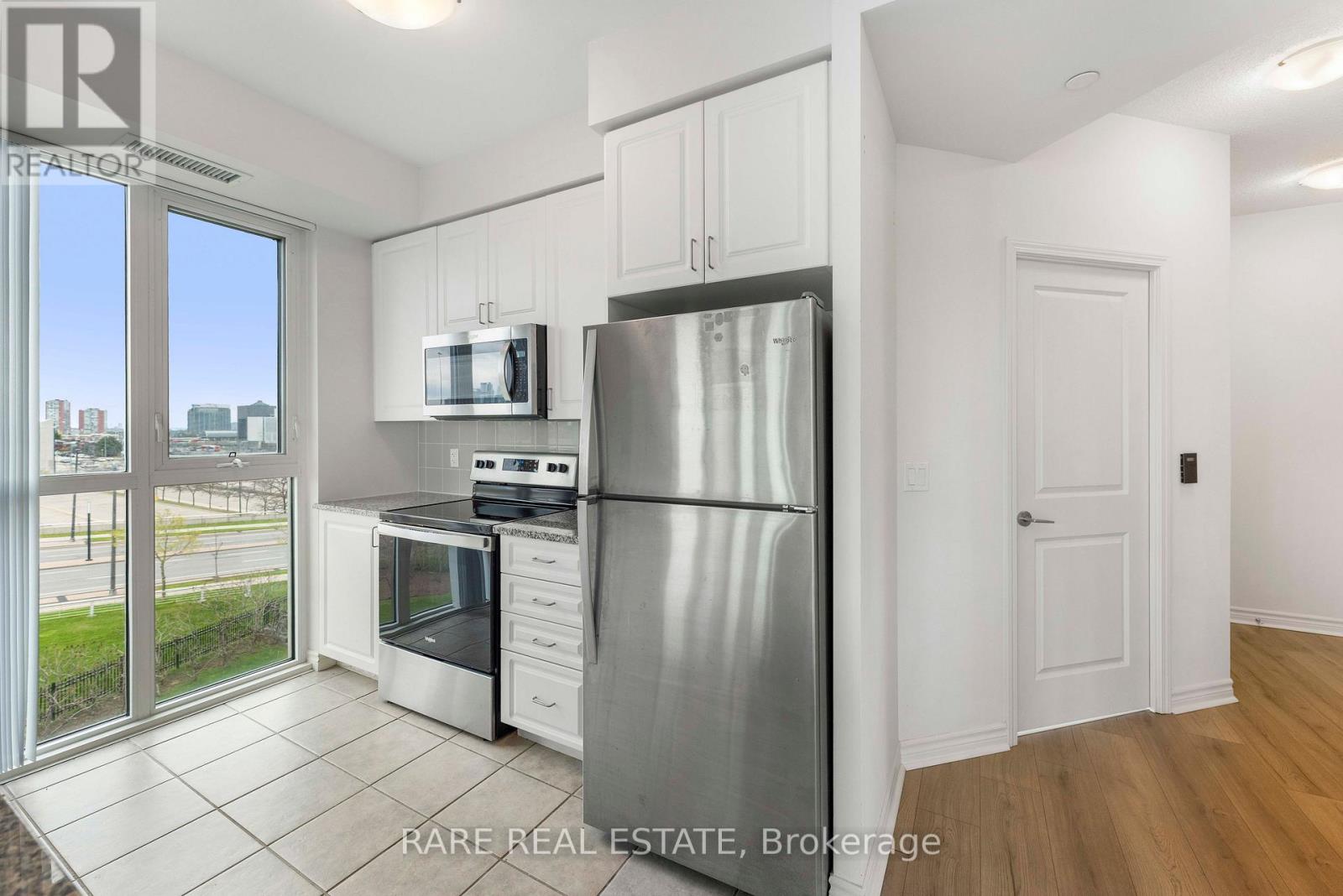 605 - 349 Rathburn Road W, Mississauga, Ontario  L5B 0G9 - Photo 16 - W13117512