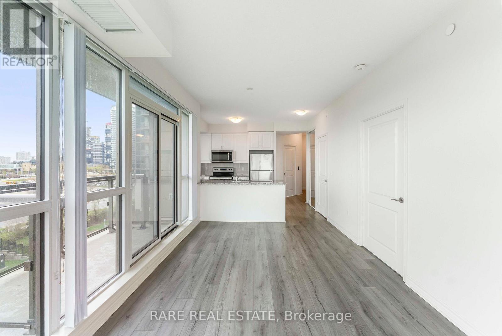605 - 349 Rathburn Road W, Mississauga, Ontario  L5B 0G9 - Photo 17 - W13117512