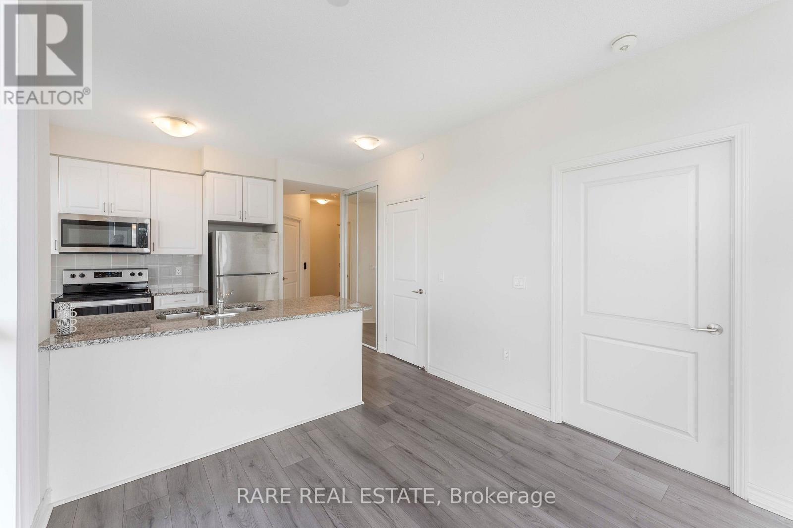605 - 349 Rathburn Road W, Mississauga, Ontario  L5B 0G9 - Photo 21 - W13117512