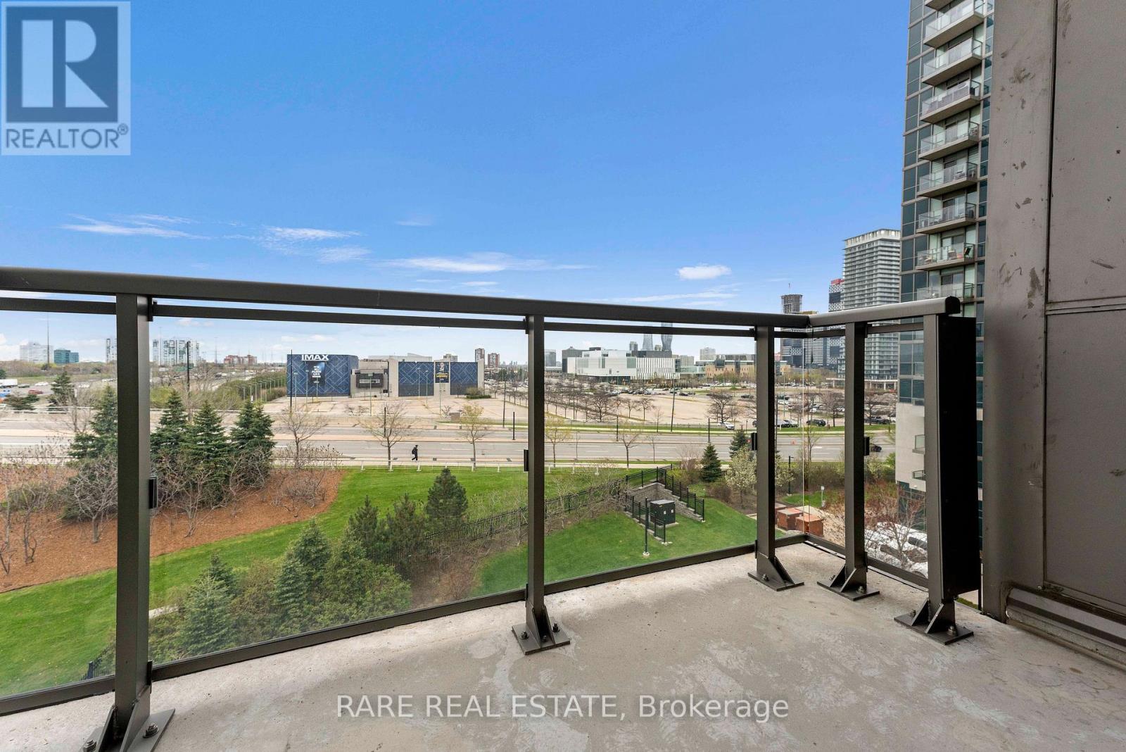 605 - 349 Rathburn Road W, Mississauga, Ontario  L5B 0G9 - Photo 25 - W13117512