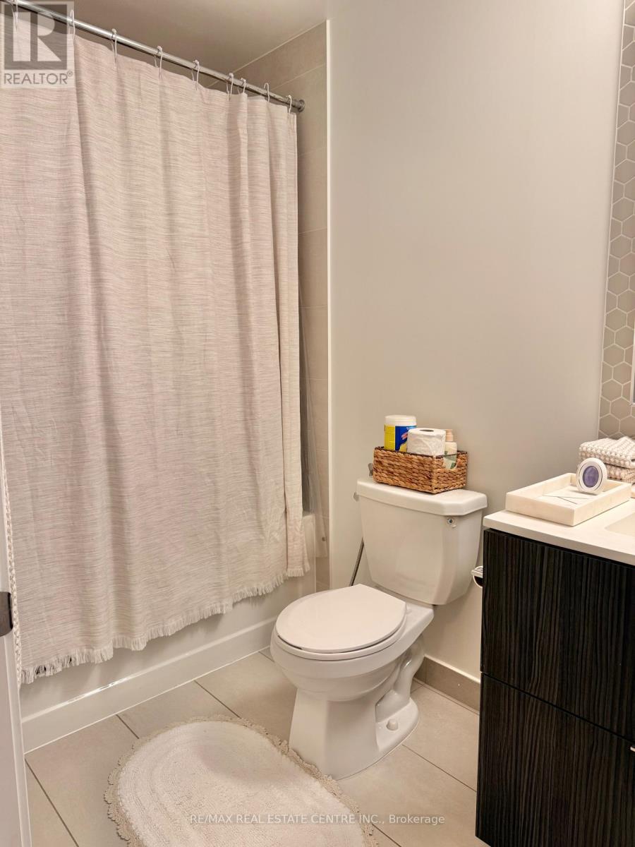 1322 - 2520 Eglinton Ave Avenue W, Mississauga, Ontario  L5M 0Y2 - Photo 11 - W13117538
