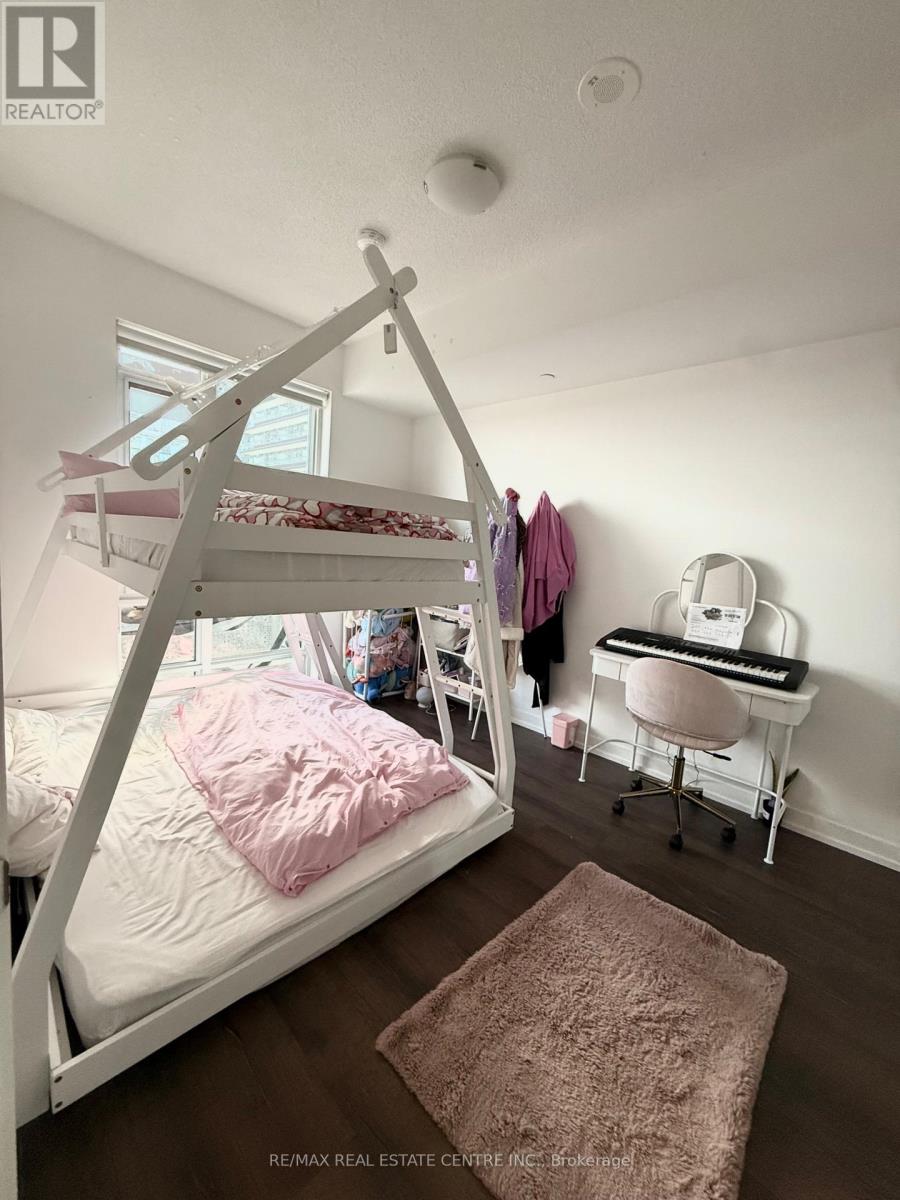 1322 - 2520 Eglinton Ave Avenue W, Mississauga, Ontario  L5M 0Y2 - Photo 18 - W13117538