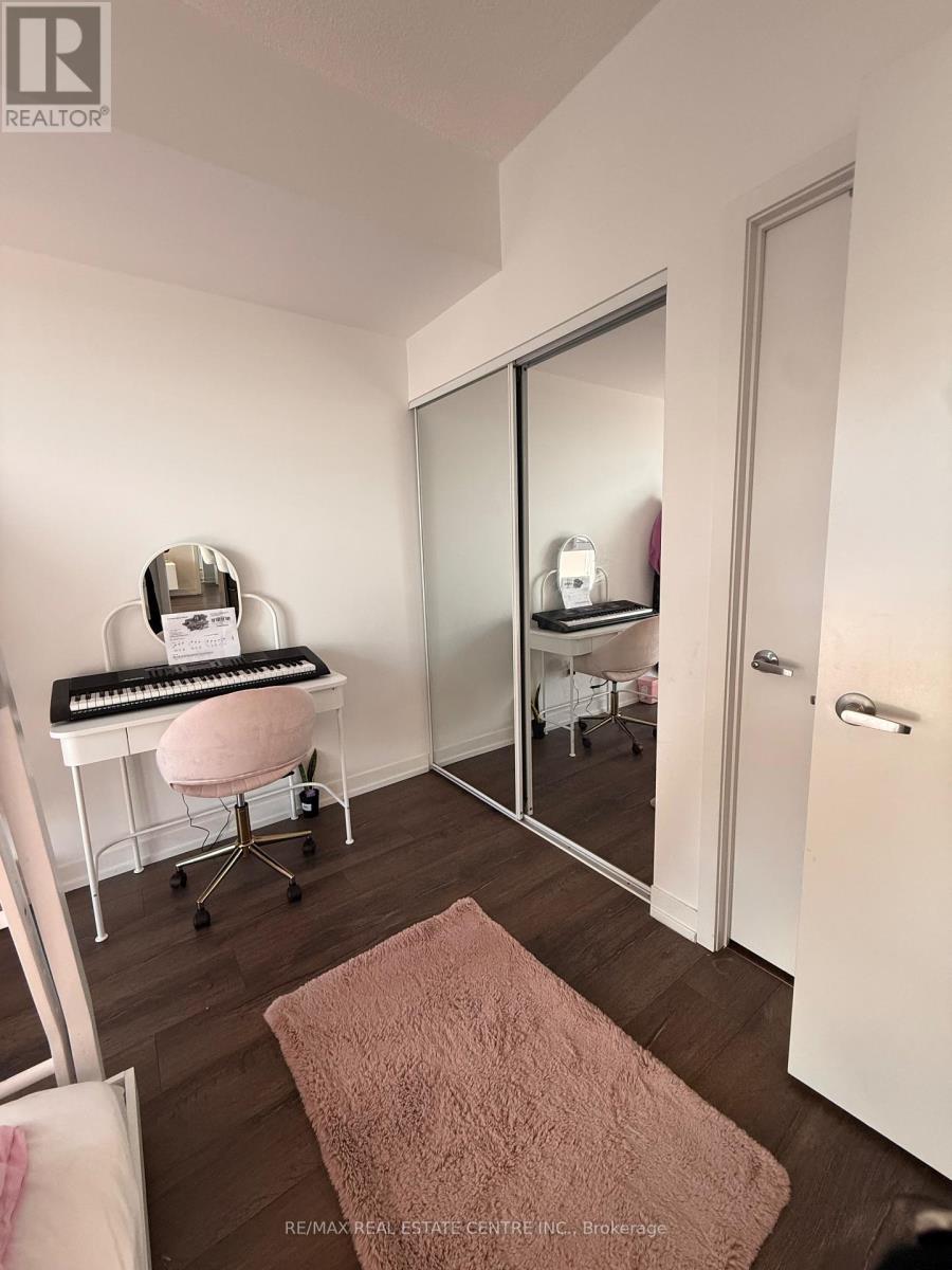 1322 - 2520 Eglinton Ave Avenue W, Mississauga, Ontario  L5M 0Y2 - Photo 19 - W13117538