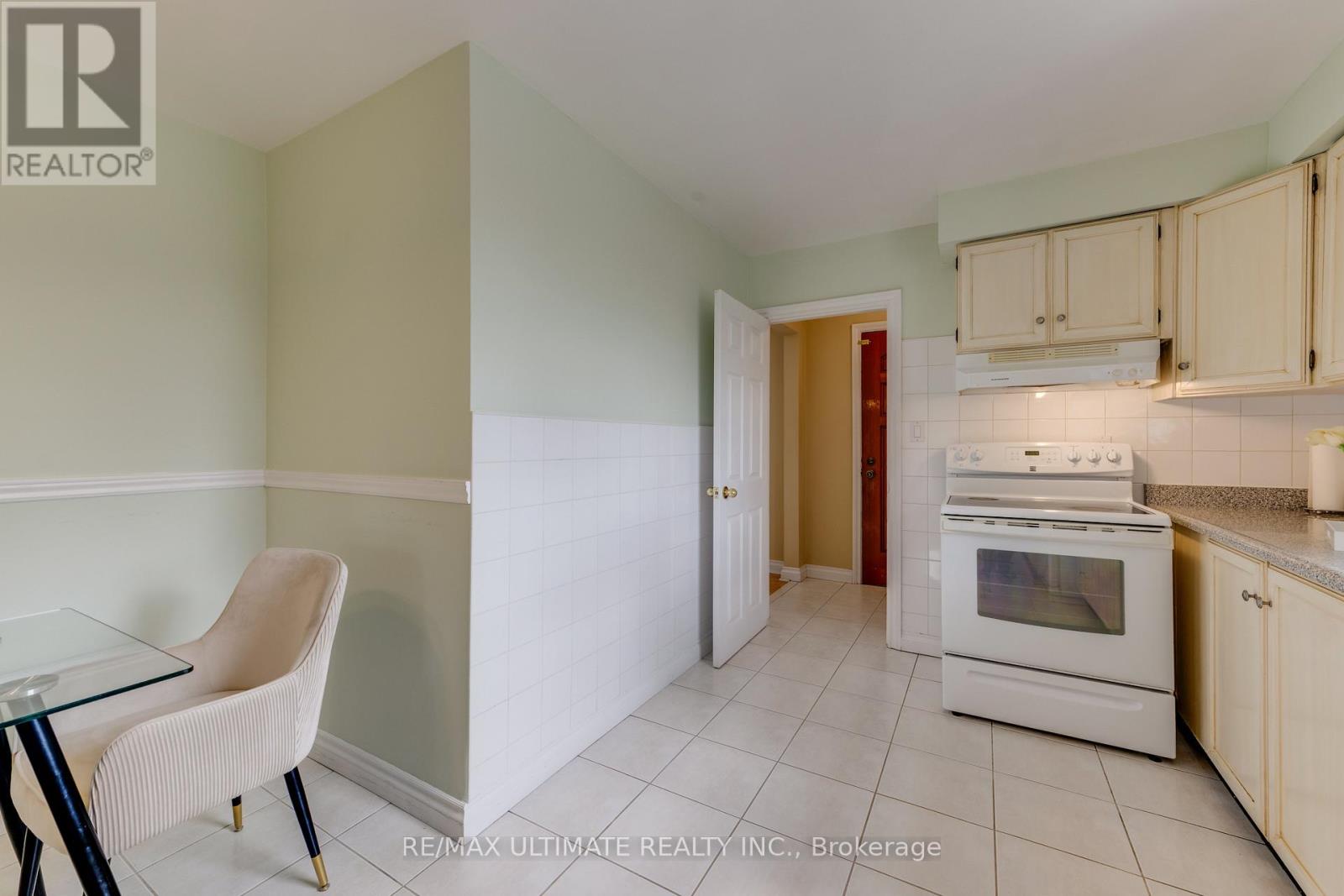 164 Katherine Road, Toronto, Ontario  M3K 1J7 - Photo 11 - W13117542