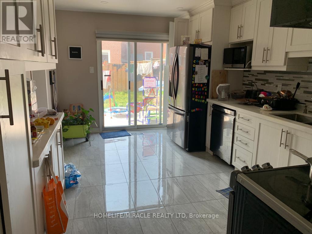 108 Michigan Avenue, Brampton, Ontario  L6Y 4N6 - Photo 7 - W13117584
