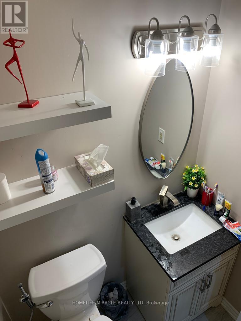108 Michigan Avenue, Brampton, Ontario  L6Y 4N6 - Photo 8 - W13117584