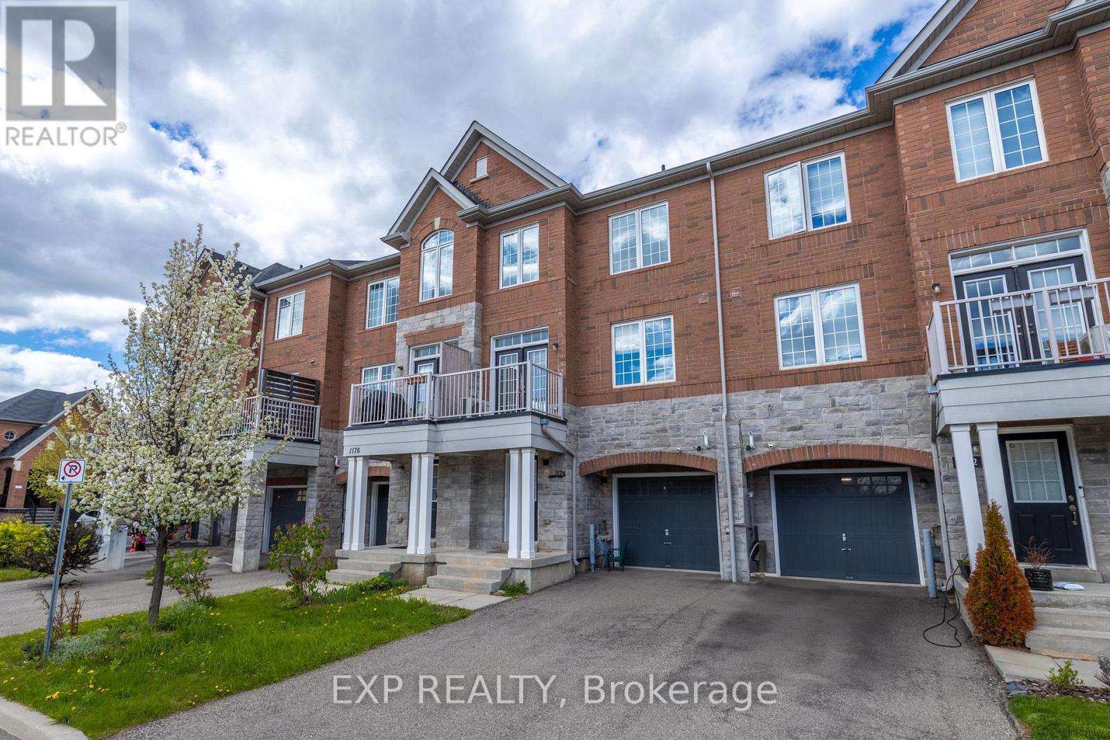 1174 Durno Court, Milton, Ontario  L9T 9P6 - Photo 2 - W13117634