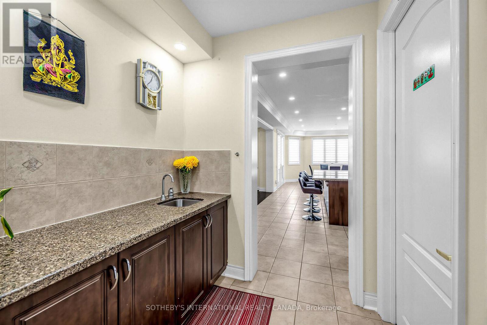 Upper - 54 Kelways Circle, Brampton, Ontario  L6T 0G5 - Photo 7 - W13117648