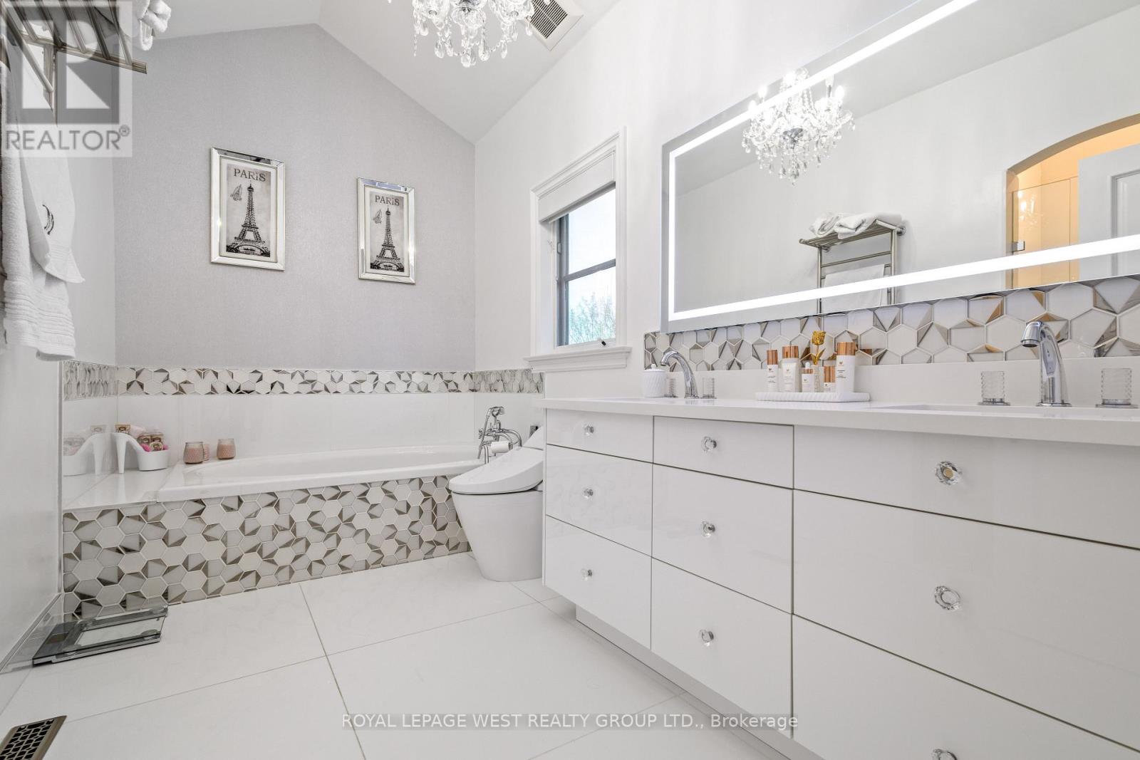 24 Mcarthur Heights, Brampton, Ontario  L6Z 3N2 - Photo 37 - W13117660