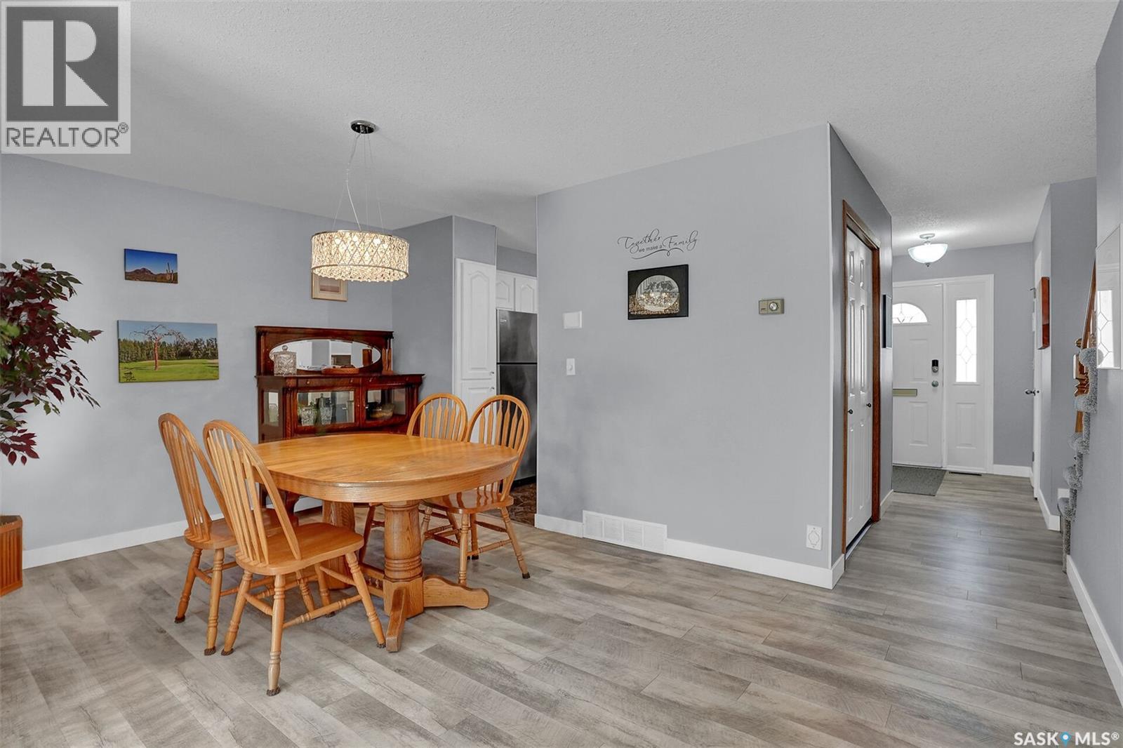 194 Plainsview Drive, Regina, Saskatchewan  S4S 6L2 - Photo 14 - SK035711