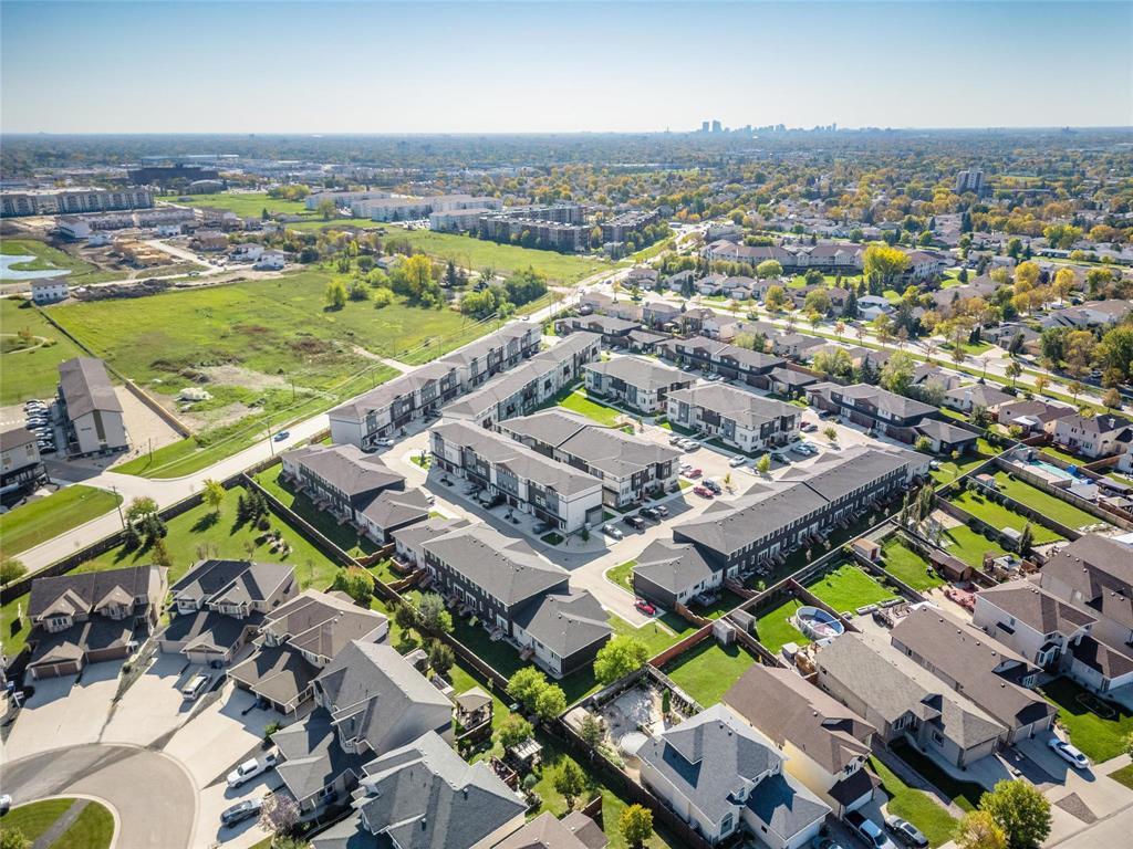 1404 388 Pipeline Road, Winnipeg, Manitoba  R2P 1Y3 - Photo 4 - 202610292