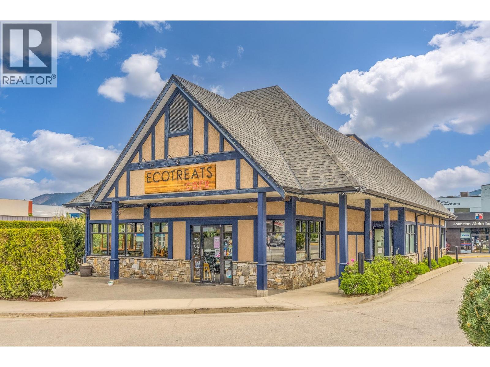 190 Trans Canada Highway Ne, Salmon Arm, British Columbia  V1E 2S6 - Photo 6 - 10386977