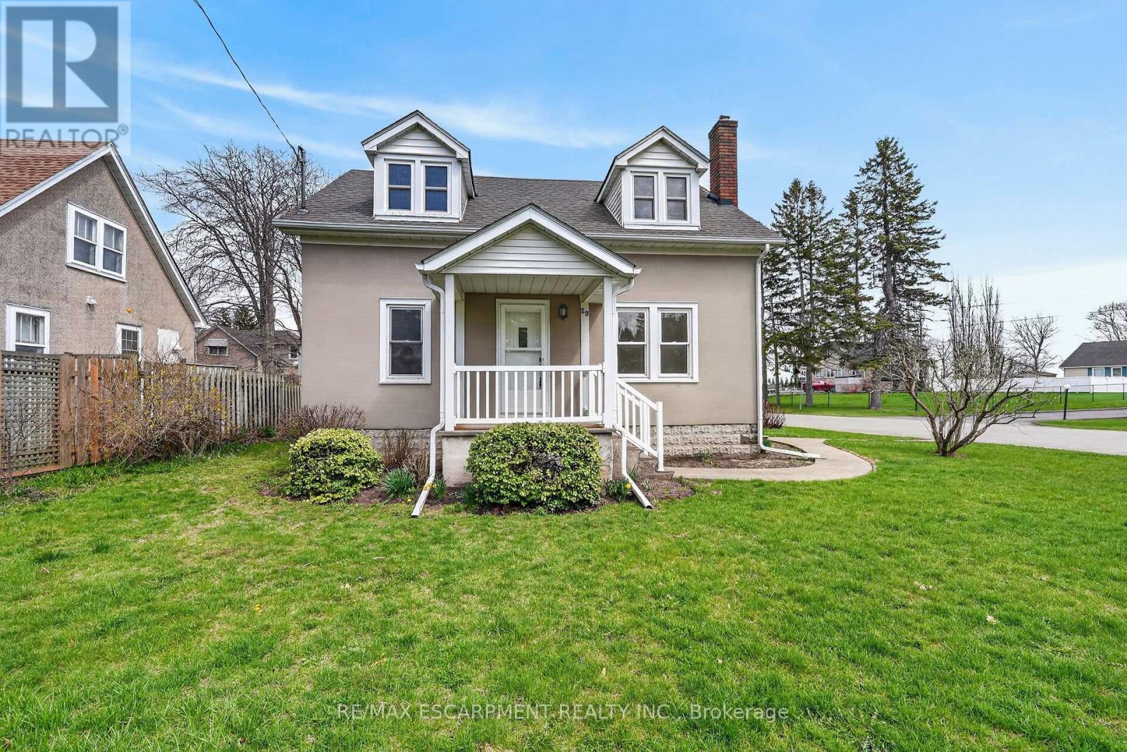 29 Rosemount Avenue, Port Colborne, Ontario  L3K 5P8 - Photo 2 - X13117532