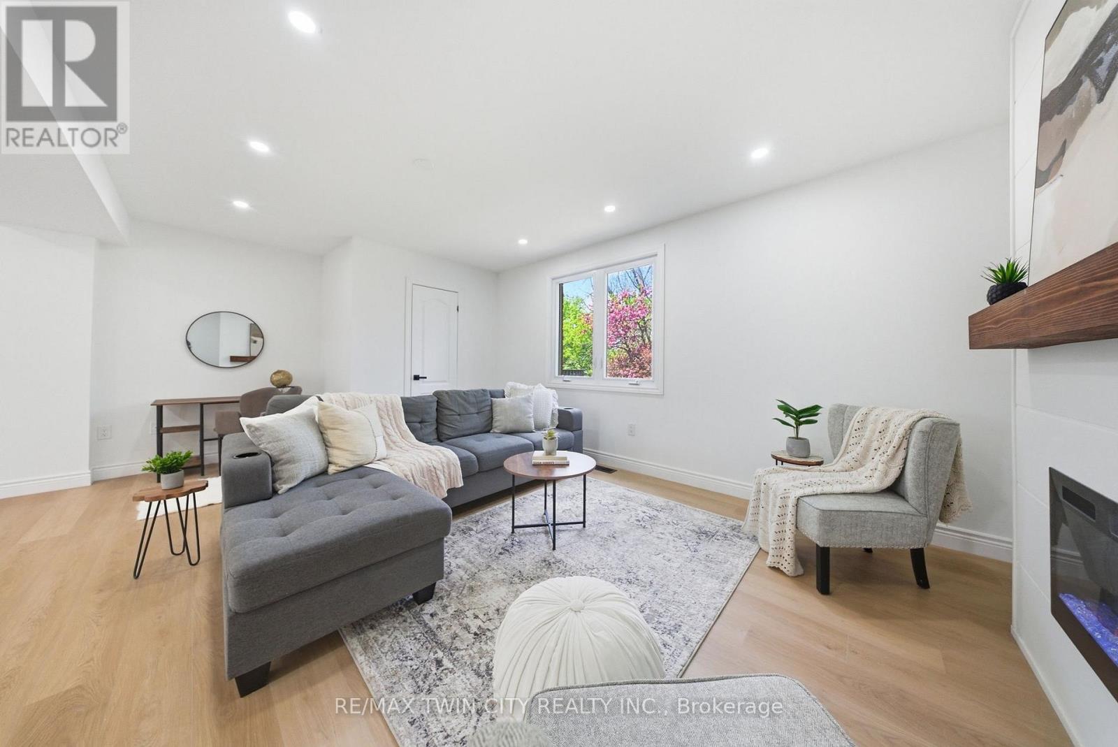 47 Walnut Street, Brantford, Ontario  N3T 1H1 - Photo 5 - X13117552