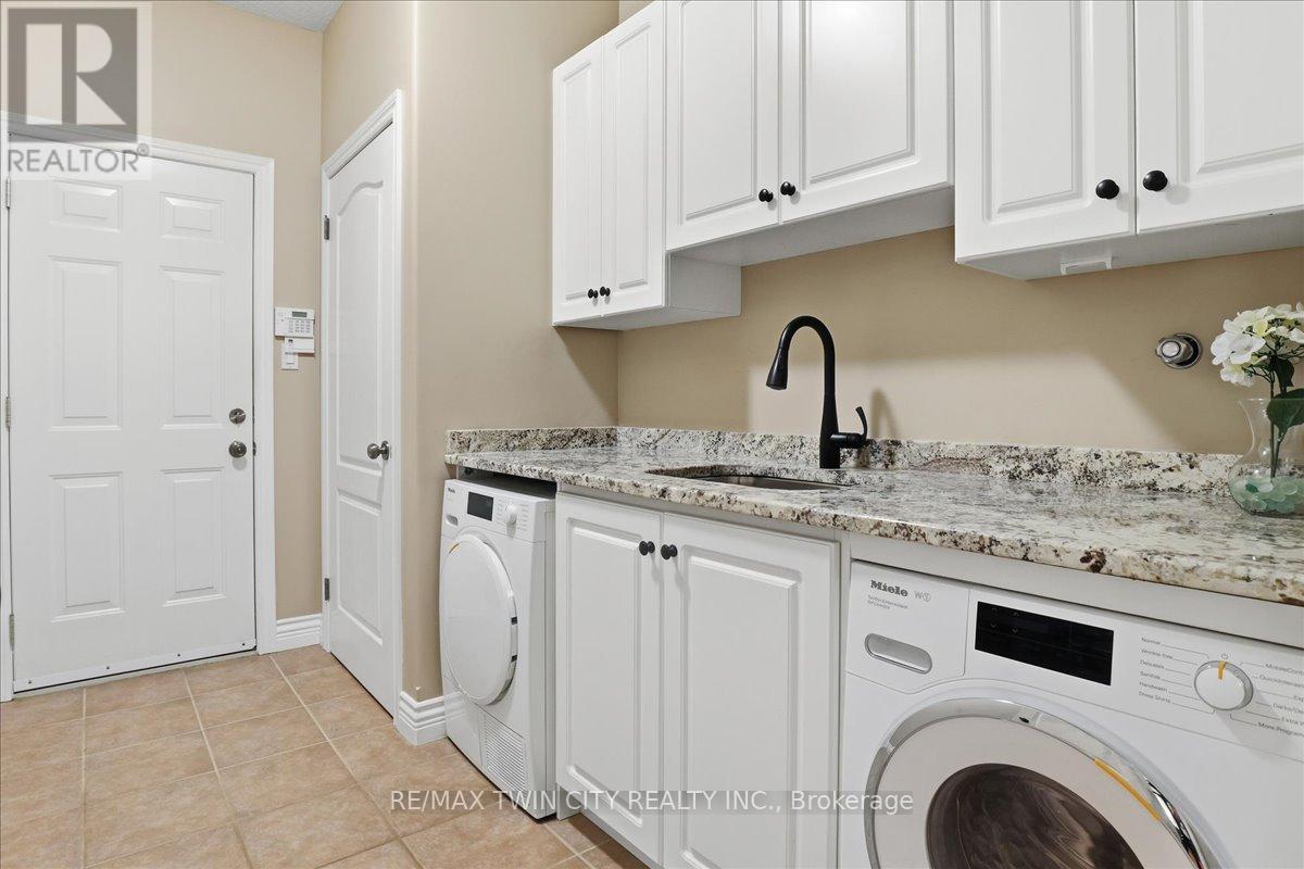 27 Fall Harvest Drive, Kitchener, Ontario  N2P 2M2 - Photo 19 - X13117600