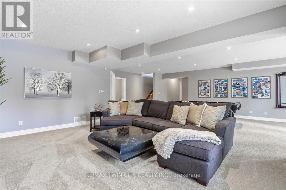 27 Fall Harvest Drive, Kitchener, Ontario  N2P 2M2 - Photo 27 - X13117600