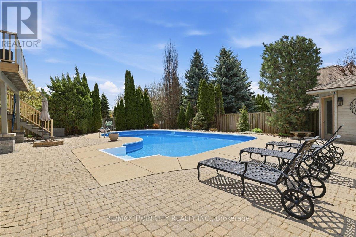 27 Fall Harvest Drive, Kitchener, Ontario  N2P 2M2 - Photo 40 - X13117600