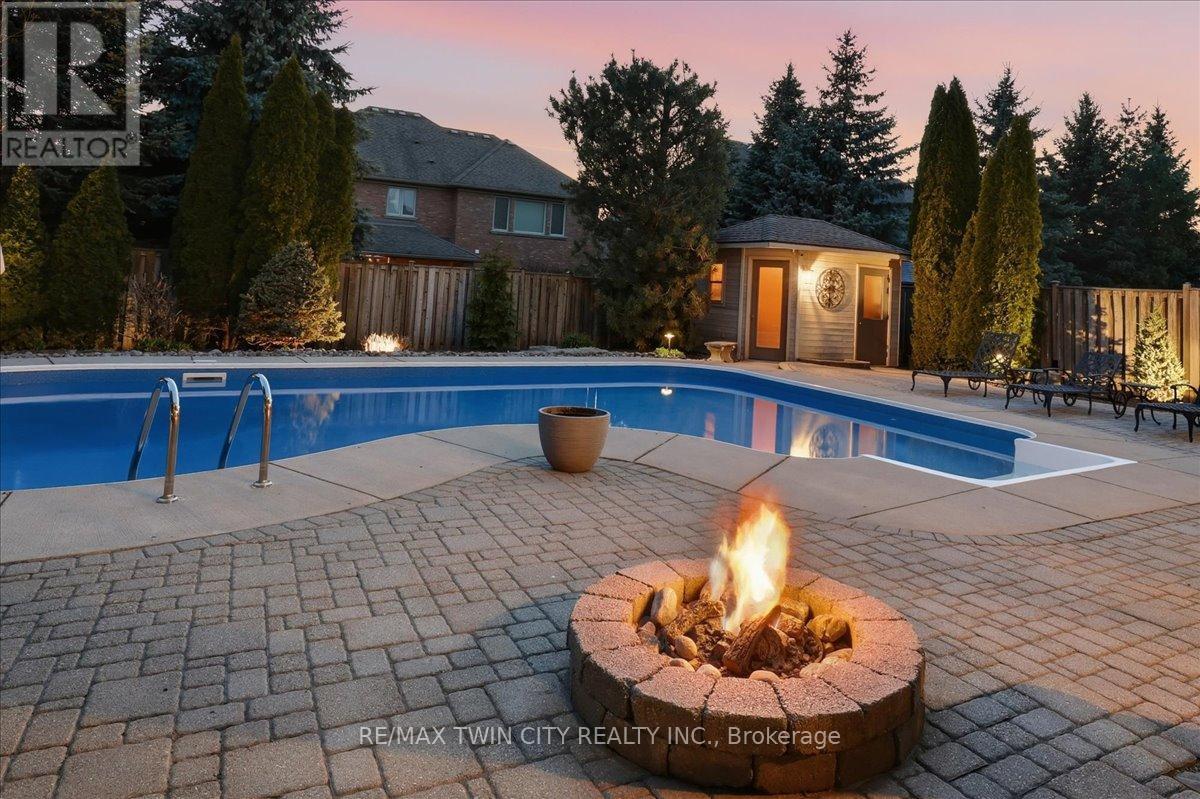 27 Fall Harvest Drive, Kitchener, Ontario  N2P 2M2 - Photo 48 - X13117600